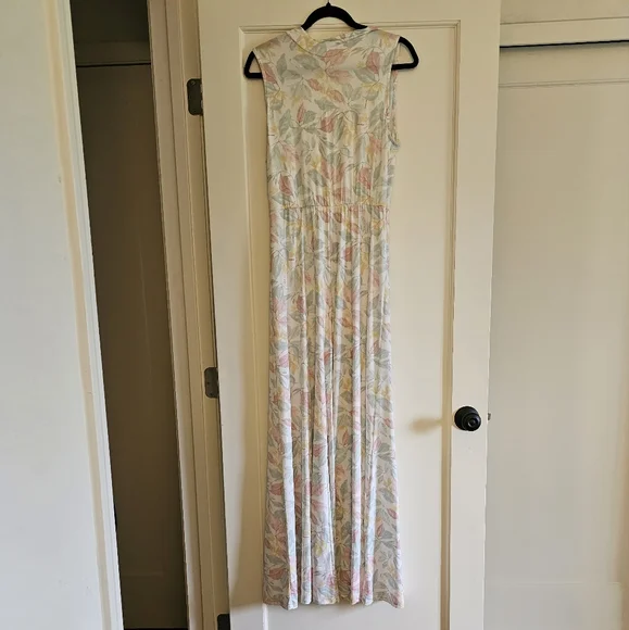 Peach love jumpsuit large - Picture 4 of 9